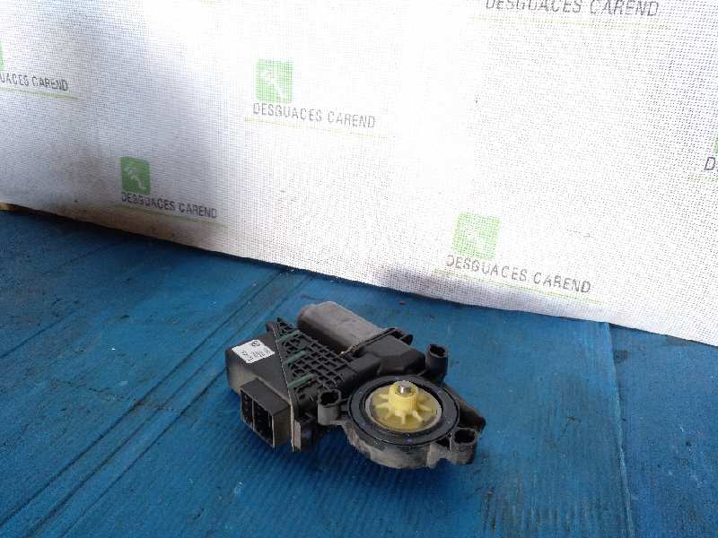 MOTOR ELEVALUNAS DELANTERO DERECHO