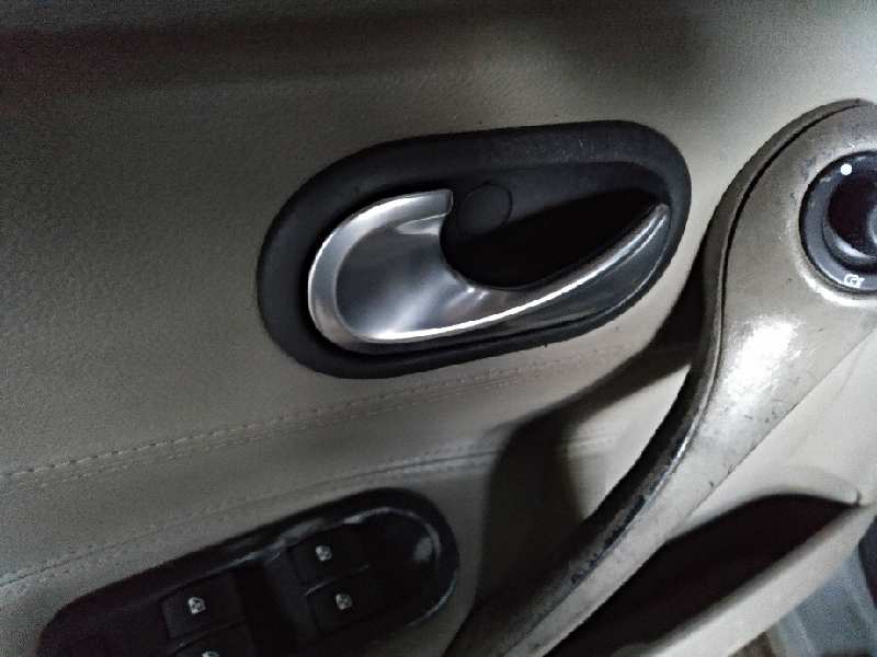 PUERTA DELANTERA IZQUIERDA