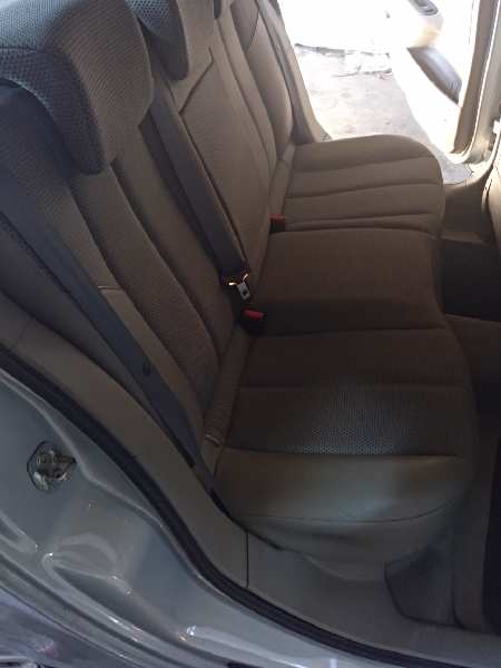 ASIENTO TRASERO MEDIO