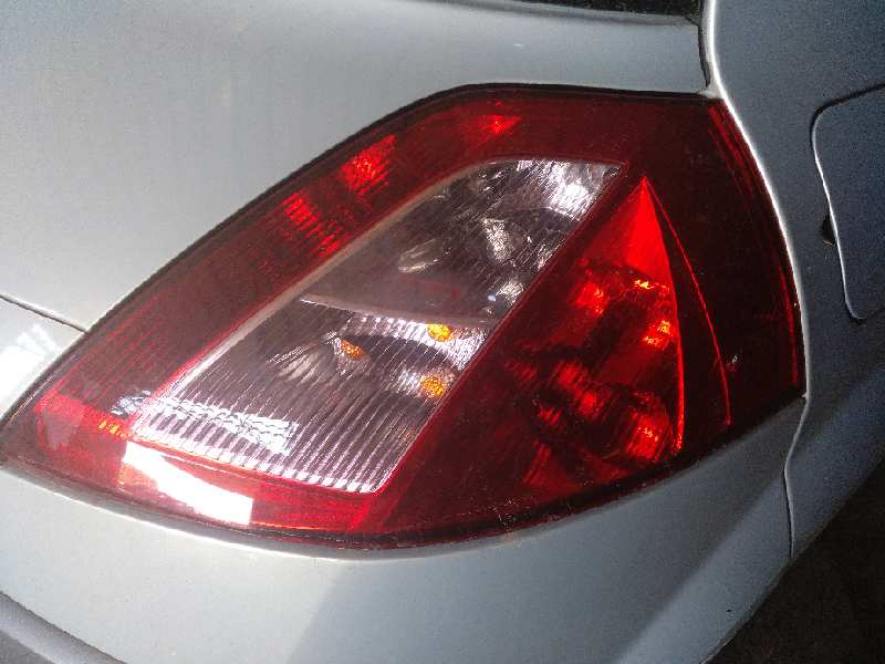 PILOTO TRASERO DERECHO