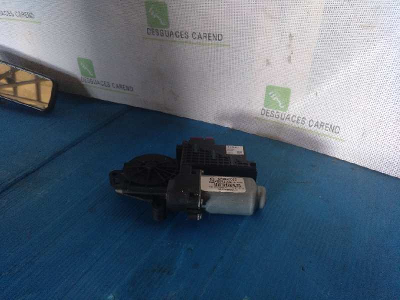 MOTOR ELEVALUNAS DELANTERO IZQUIERDO