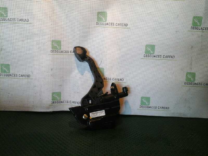 PEDAL EMBRAGUE