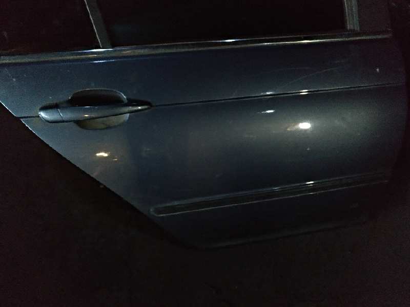 ELEVALUNAS TRASERO DERECHO