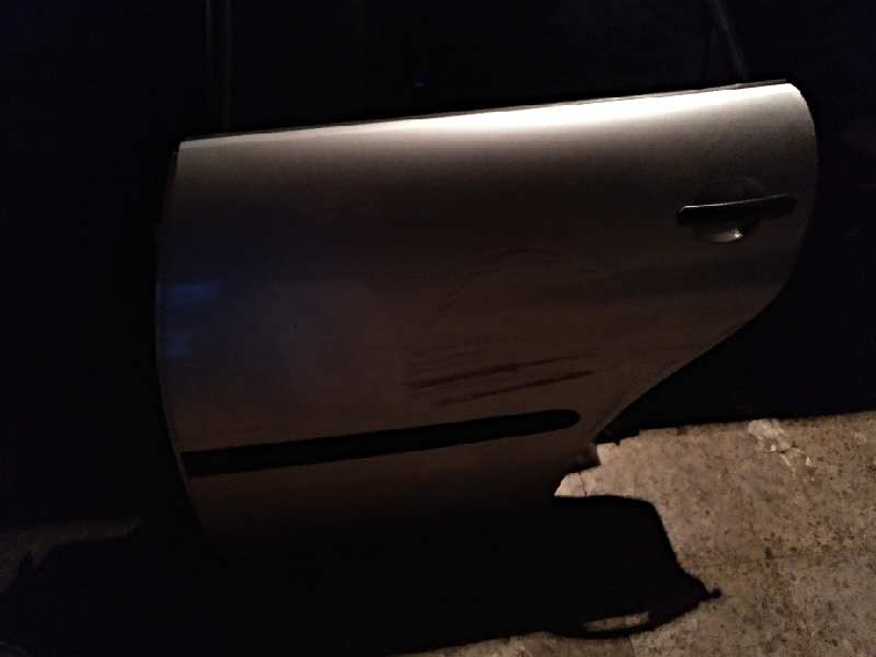 LUNA TRASERA DERECHA