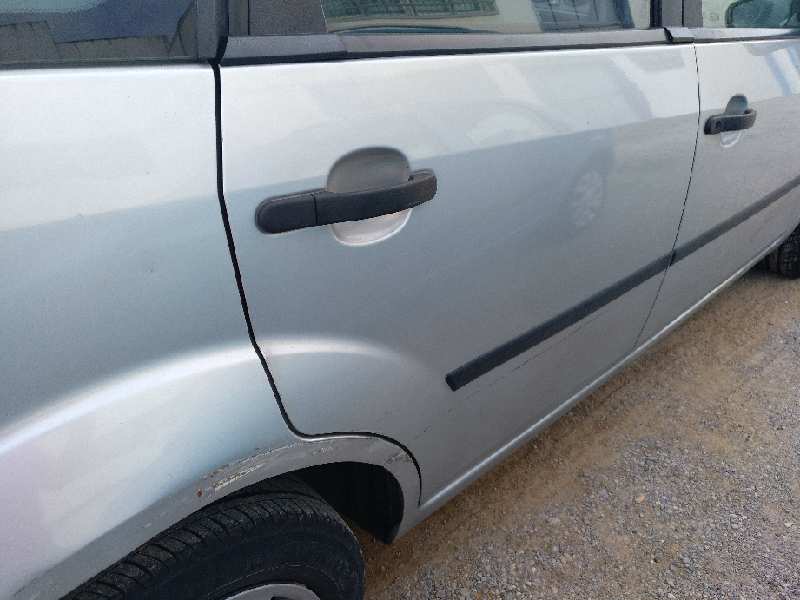 CERRADURA PUERTA TRASERA DERECHA 