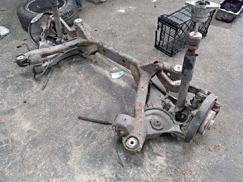 BRAZO SUSPENSION INFERIOR TRASERO DERECHO