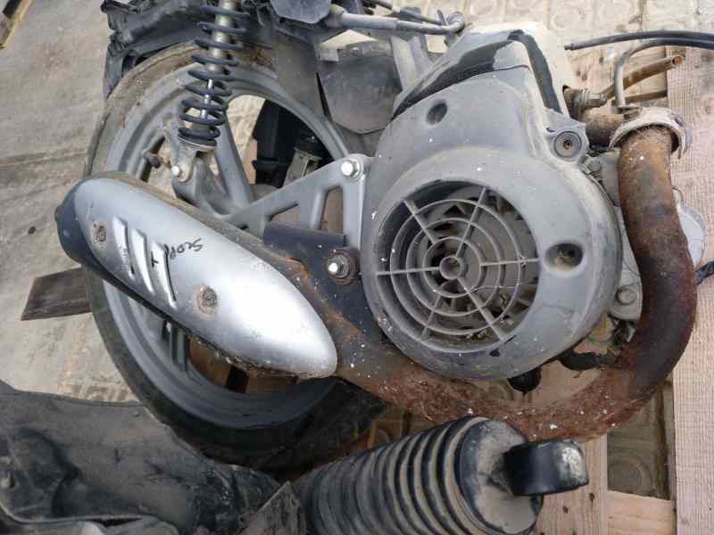 TRASERA CON NEUAMTICO LLANTA HONDA SKY-SCOOPY