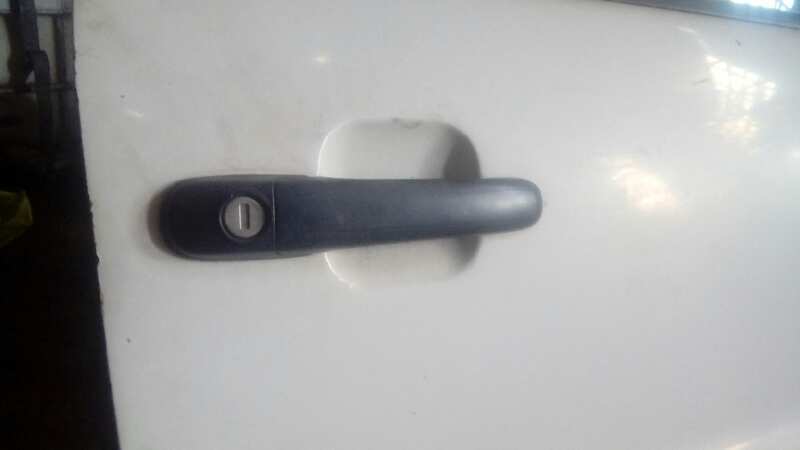 ELEVALUNAS DELANTERO DERECHO