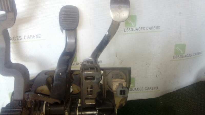 PEDAL EMBRAGUE