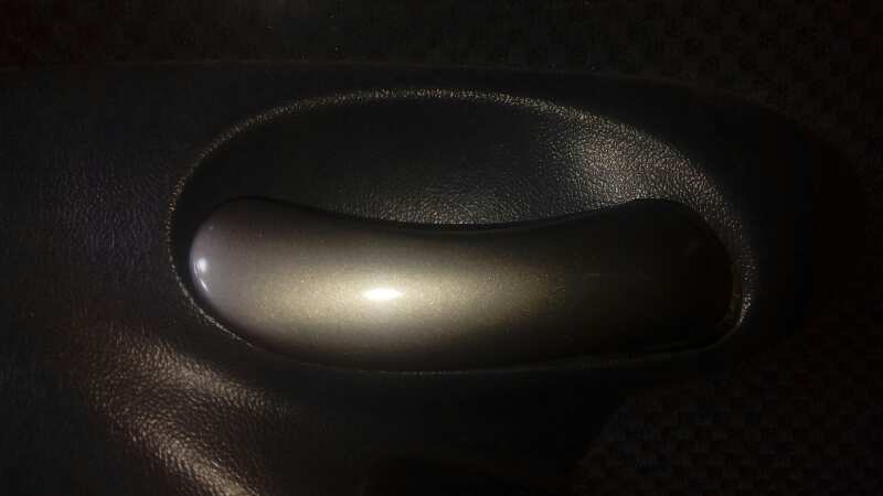 MANETA INTERIOR DELANTERA DERECHA