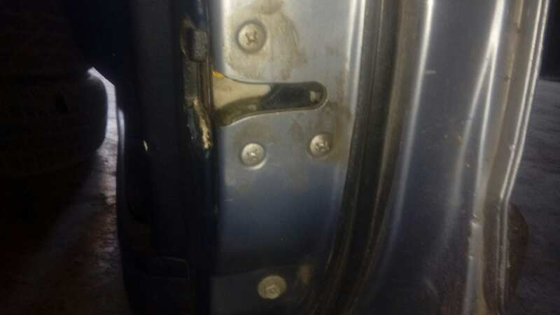 CERRADURA PUERTA DELANTERA DERECHA