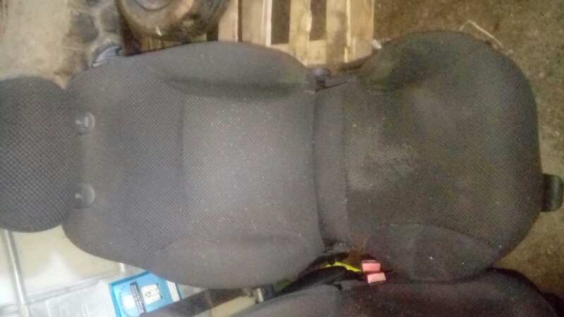 ASIENTO DELANTERO IZQUIERDO