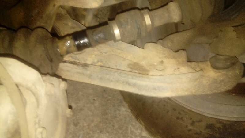 BRAZO SUSPENSION INFERIOR DELANTERO IZQUIERDO