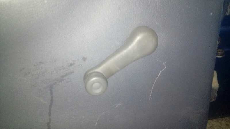 ELEVALUNAS TRASERO IZQUIERDO