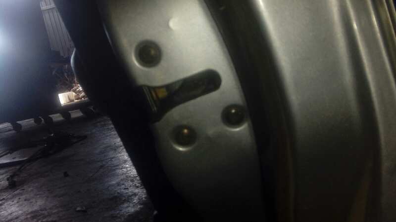 CERRADURA PUERTA DELANTERA DERECHA