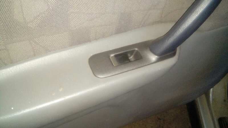 ELEVALUNAS TRASERO IZQUIERDO