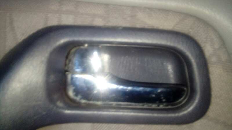 MANETA INTERIOR DELANTERA IZQUIERDA