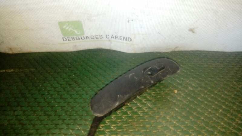 MANDO ELEVALUNAS DELANTERO IZQUIERDO 