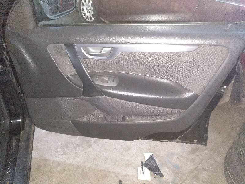 ELEVALUNAS DELANTERO DERECHO