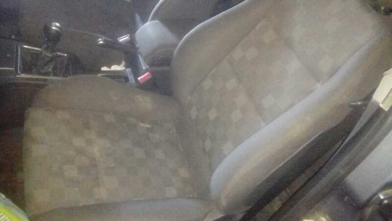 ASIENTO DELANTERO IZQUIERDO