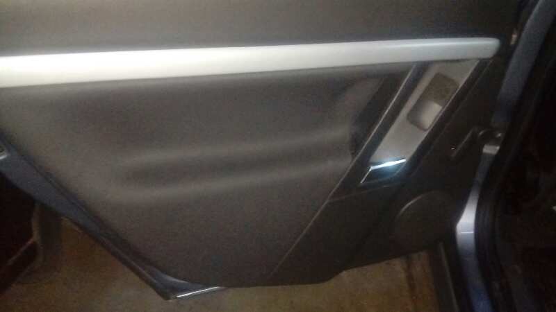 GUARNECIDO PUERTA TRASERA IZQUIERDA