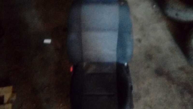 ASIENTO DELANTERO IZQUIERDO