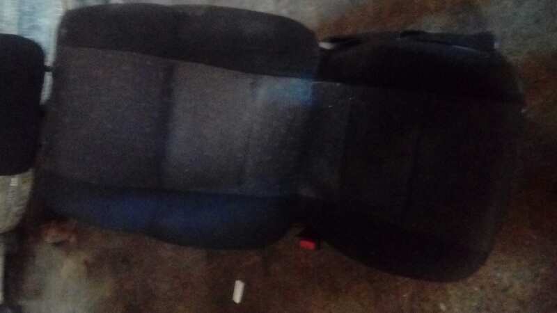ASIENTO DELANTERO IZQUIERDO