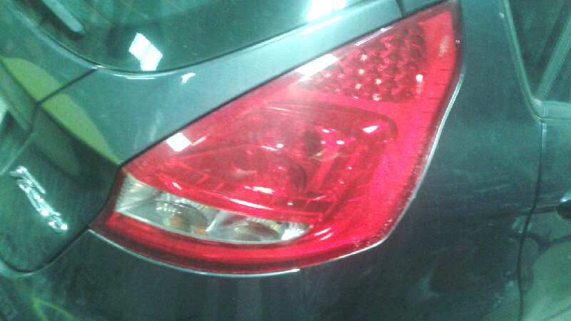 PILOTO TRASERO DERECHO