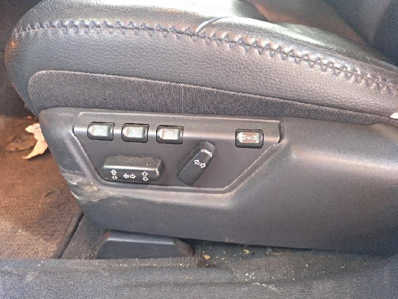 ASIENTO DELANTERO IZQUIERDO