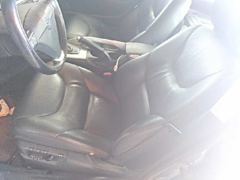 ASIENTO DELANTERO IZQUIERDO