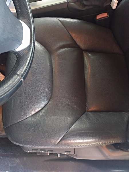 ASIENTO DELANTERO IZQUIERDO