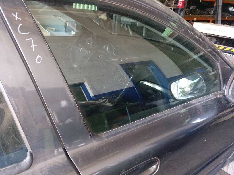 LUNA DELANTERA DERECHA