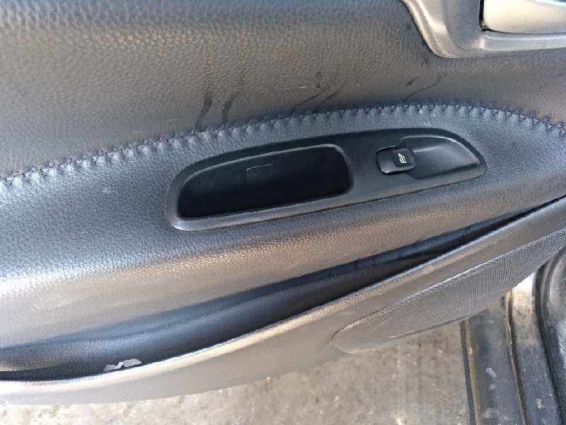 MANDO ELEVALUNAS TRASERO IZQUIERDO