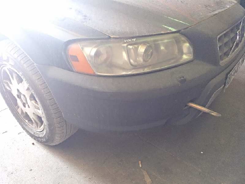 PARAGOLPES DELANTERO