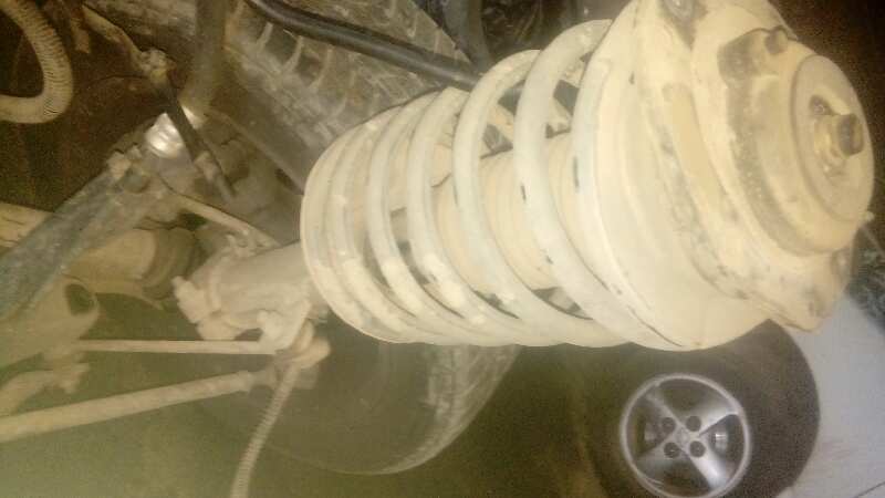 AMORTIGUADOR DELANTERO DERECHO