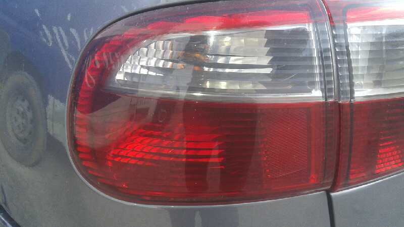 PILOTO TRASERO IZQUIERDO