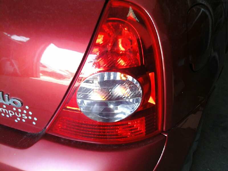 PILOTO TRASERO DERECHO