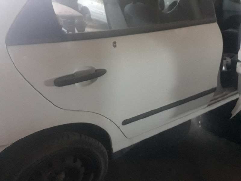 PUERTA TRASERA DERECHA