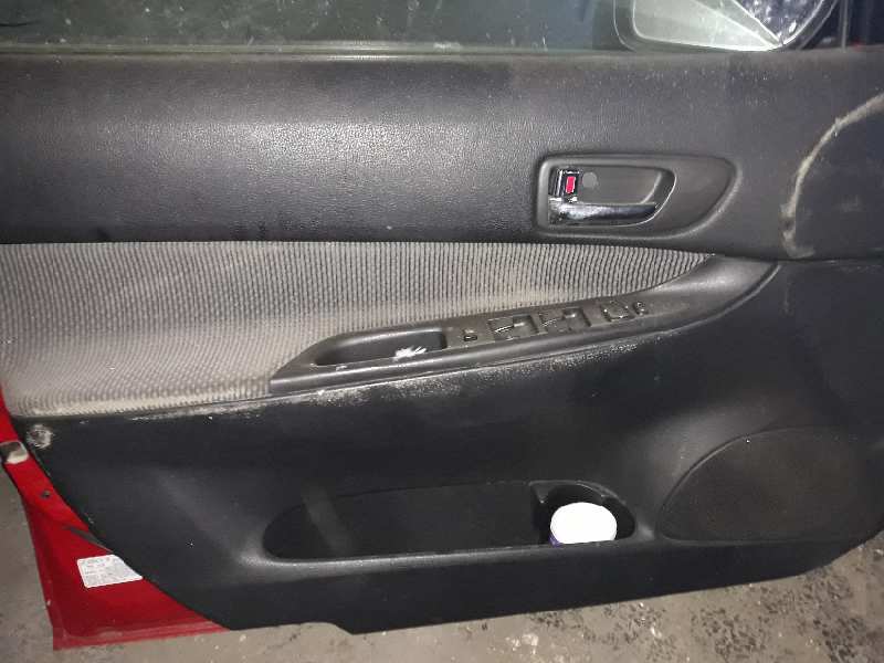 GUARNECIDO PUERTA DELANTERA IZQUIERDA