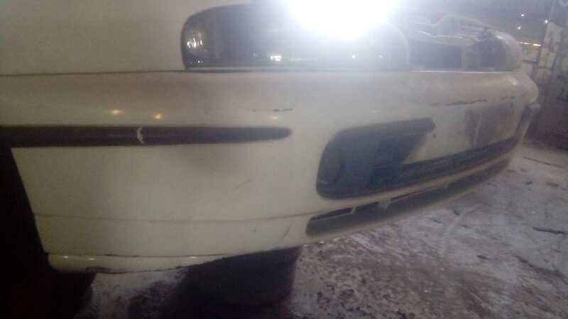 PARAGOLPES DELANTERO