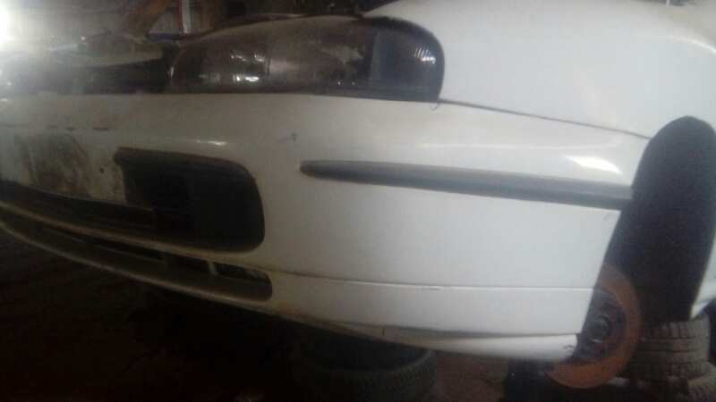 PARAGOLPES DELANTERO