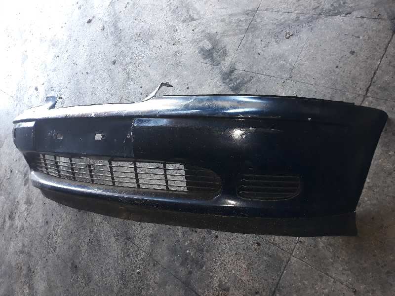 PARAGOLPES DELANTERO