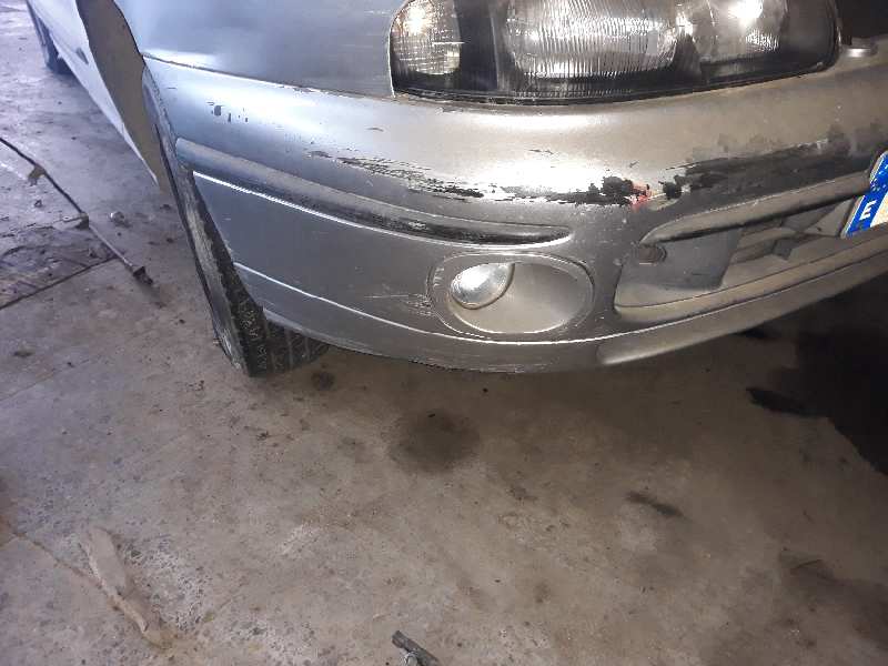 PARAGOLPES DELANTERO