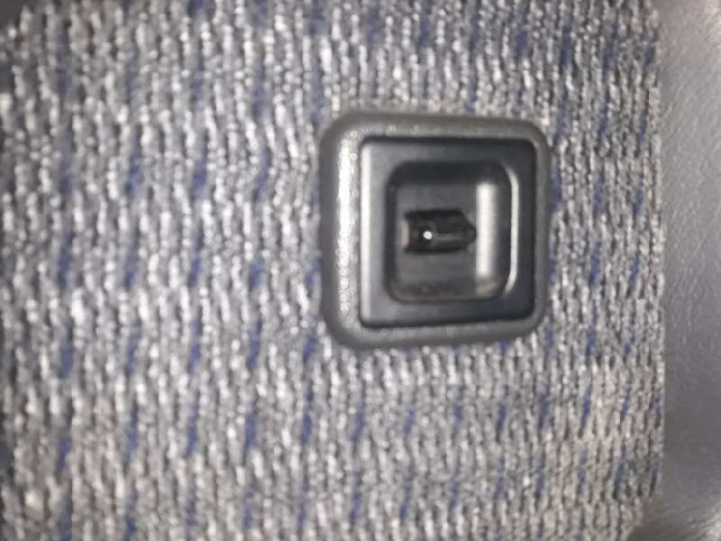 MANDO ELEVALUNAS TRASERO IZQUIERDO