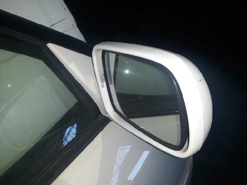 RETROVISOR DERECHO