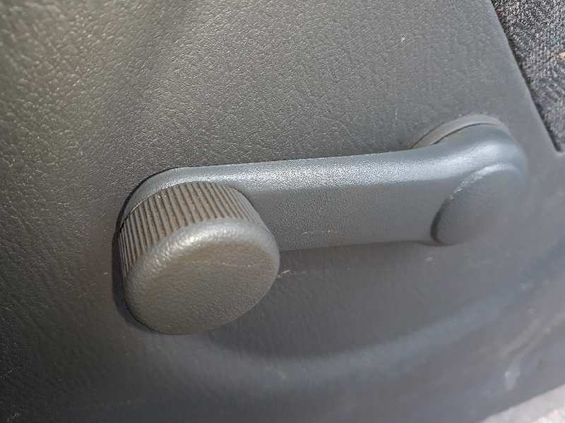 ELEVALUNAS TRASERO DERECHO