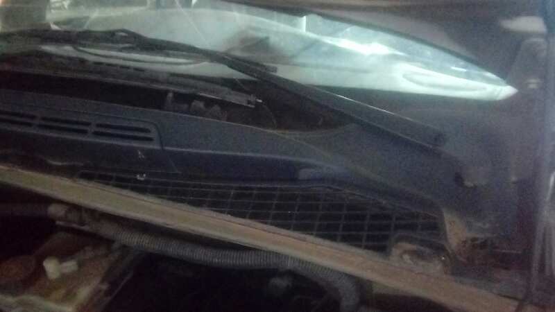 BRAZO LIMPIA DELANTERO IZQUIERDO