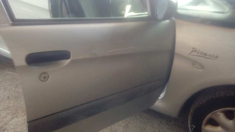 ELEVALUNAS DELANTERO DERECHO