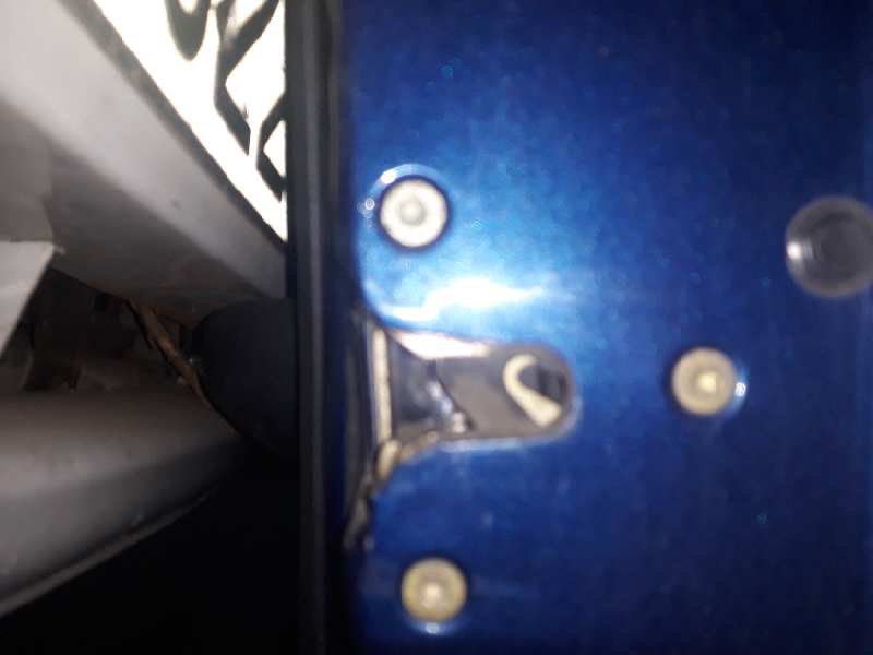 CERRADURA PUERTA DELANTERA DERECHA