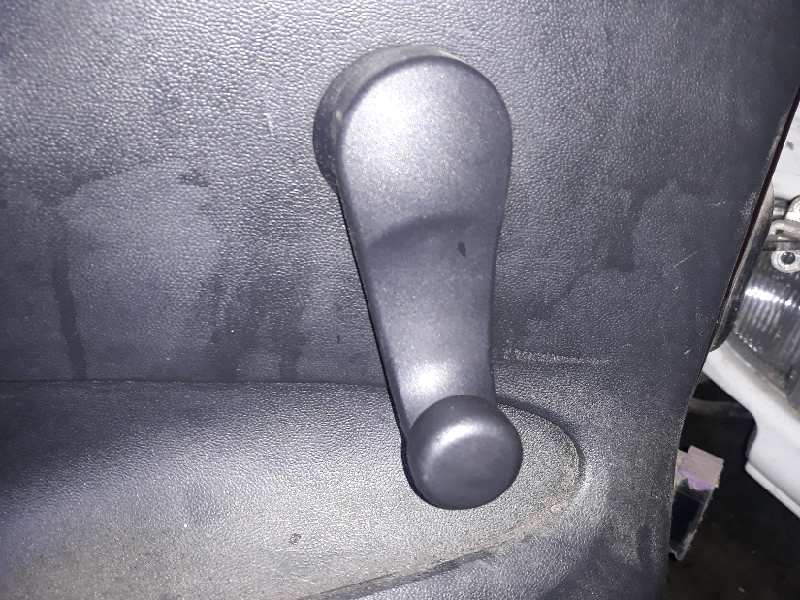 ELEVALUNAS TRASERO IZQUIERDO